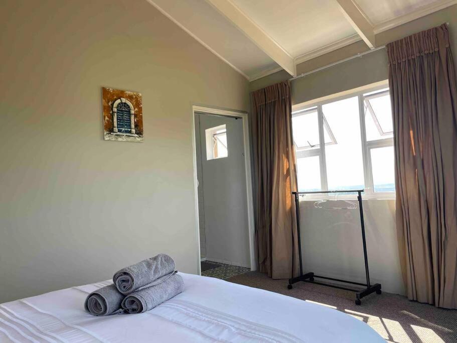 Protea Loft - Romantic Stay - No Load Shedding Hilton Esterno foto