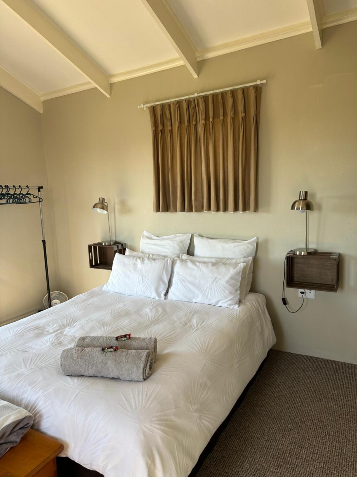 Protea Loft - Romantic Stay - No Load Shedding Hilton Esterno foto